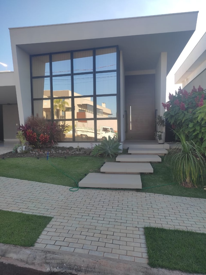 Fachada Residencial de Vidro